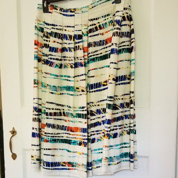 Rachel Roy Silk Multi-colored Pleated Skirt with Pockets in Size 8 - Picture 11 of 15